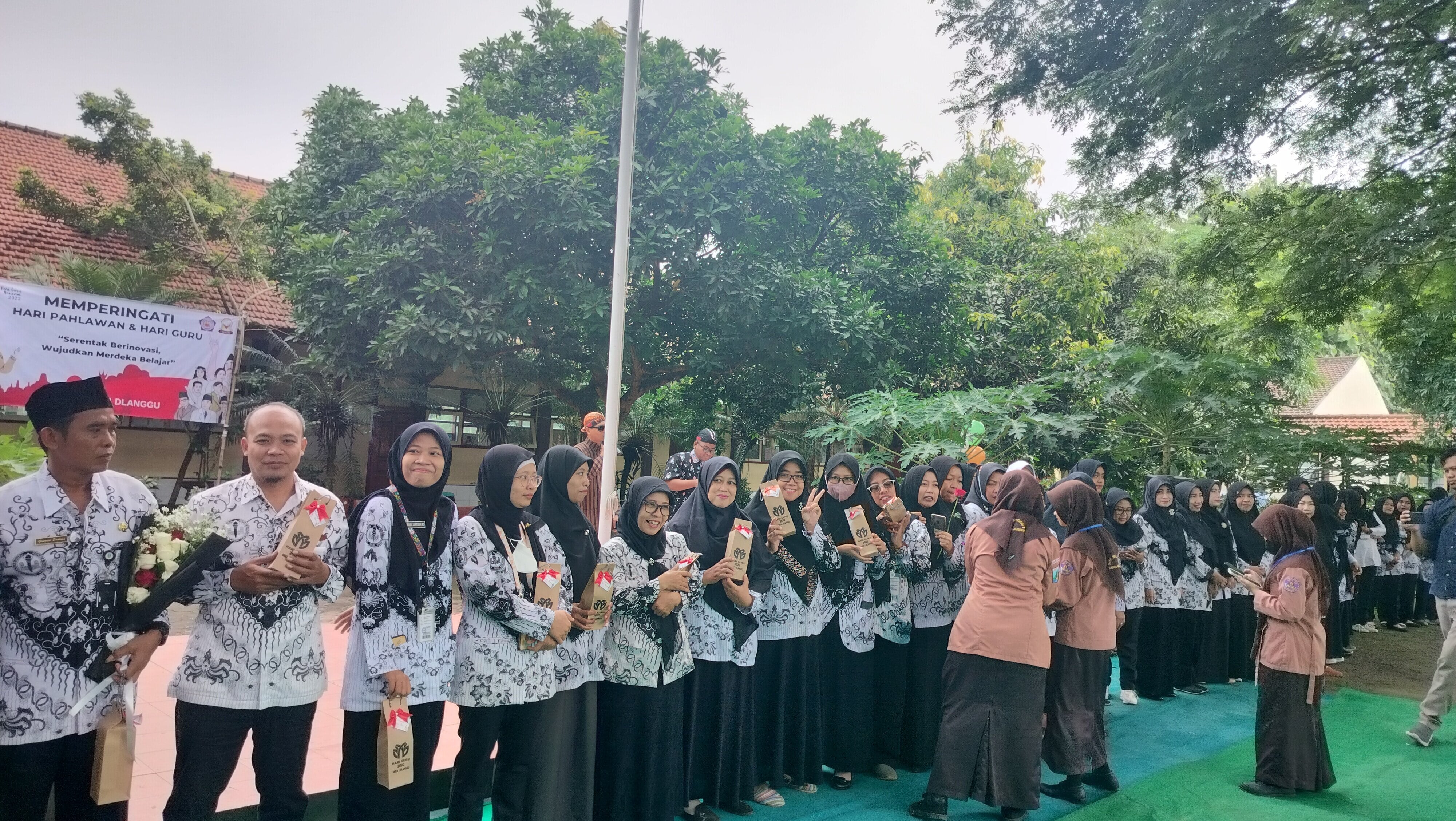 Kegiatan Peringatan Hari Guru 28 Nov 2022